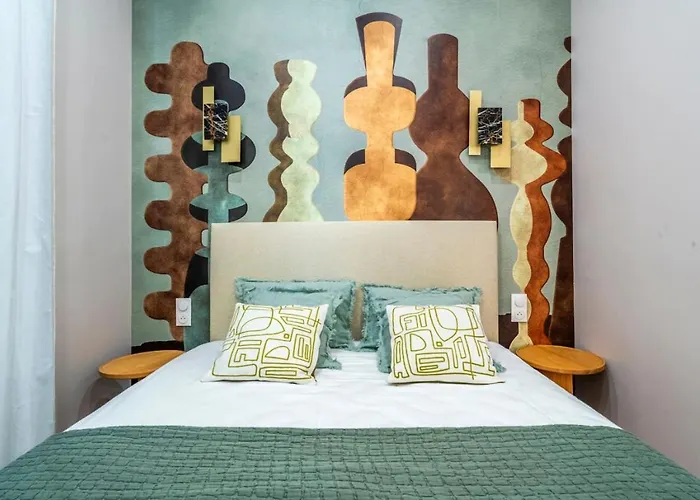 Elegant 2-room Air-conditioned - 17